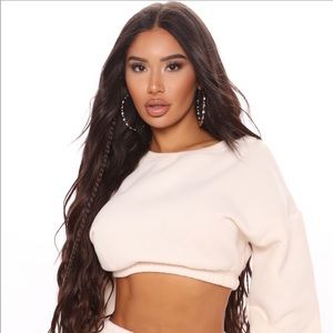 Fashion Nova Cropped Sweatshirt